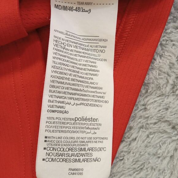 Under Armour Polo Shirt M Heatgear Loose Short Sleeve 3 Button Red Polyester EUC - Picture 6 of 8